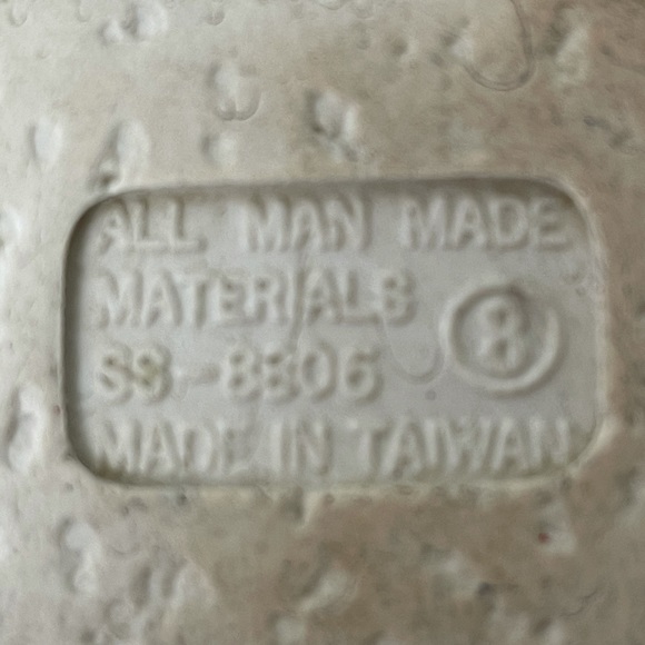 Islander Pastel Easy On Slides Size 8 - Picture 6 of 7